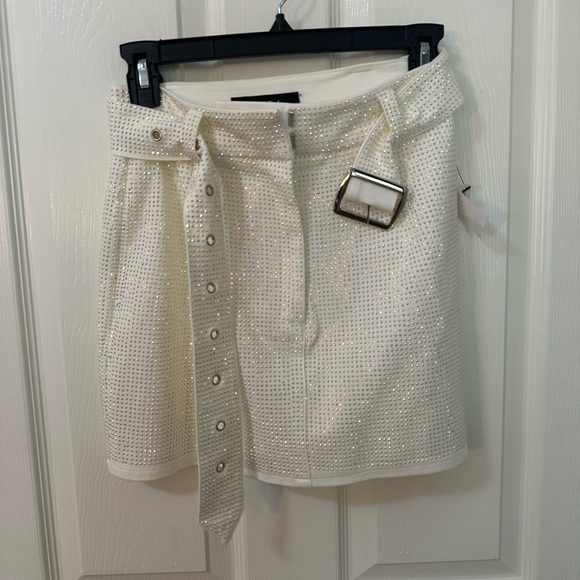Bedazzled mini skirt with belt NWT - Picture 1 of 4